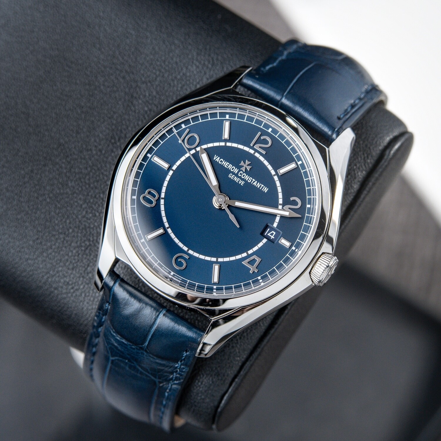 Vacheron Constantin Fiftysix Self-Winding, Petrol blue dial